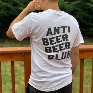 New White logo graphic t-shirt